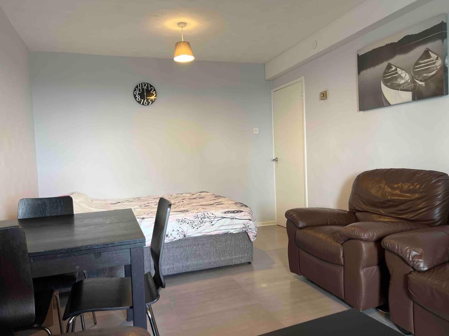 Normanton Apartment Бирмингам Екстериор снимка